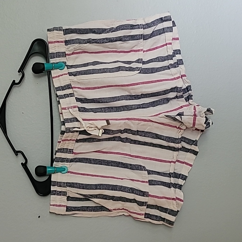 Time and Tru Linen Shorts